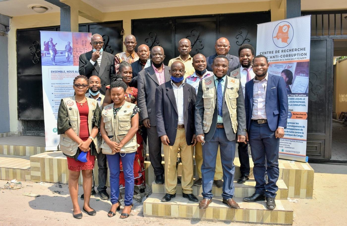 Senior officials and CERC staff at the consultative workshop in Kinshasa